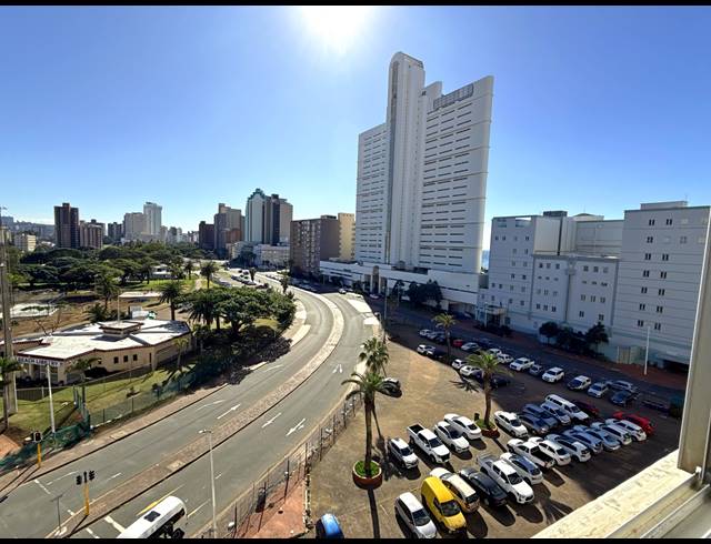 2.5 BEDROOM APARTMENT FOR SALE IN SOUTH BEACH